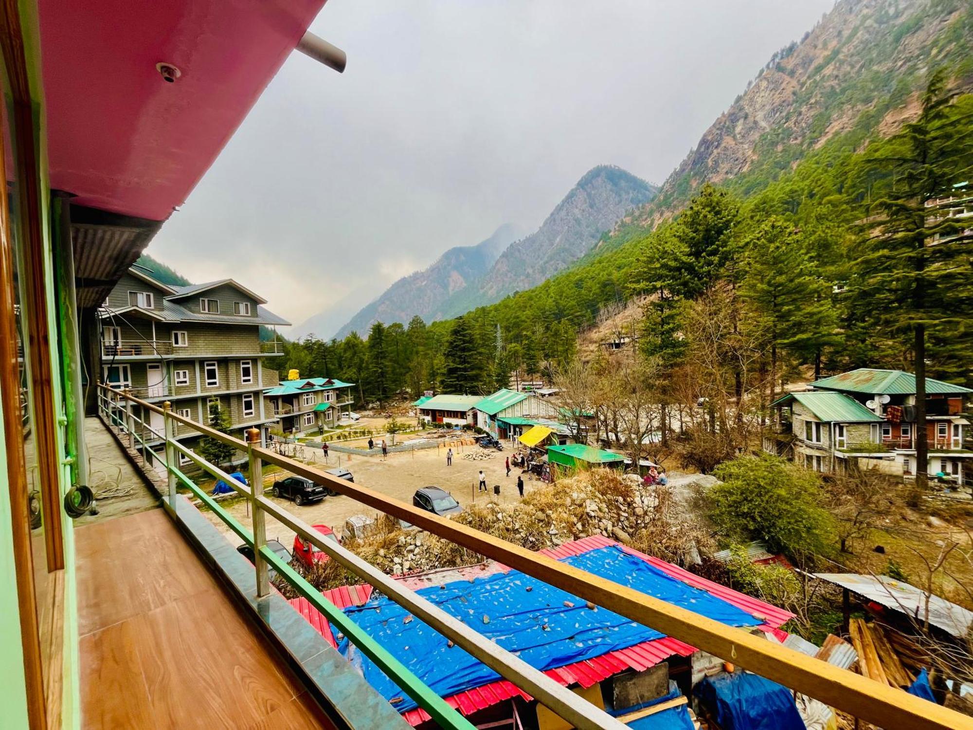 Russian Unit Kasol By Valley ภายนอก รูปภาพ