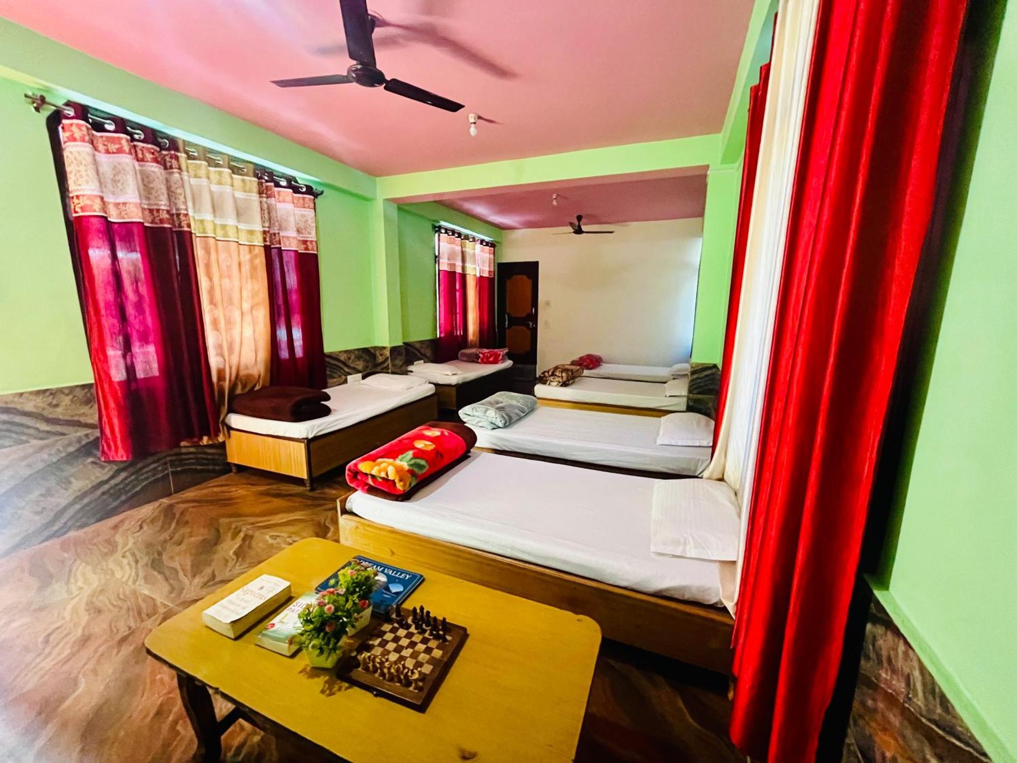 Russian Unit Kasol By Valley ภายนอก รูปภาพ