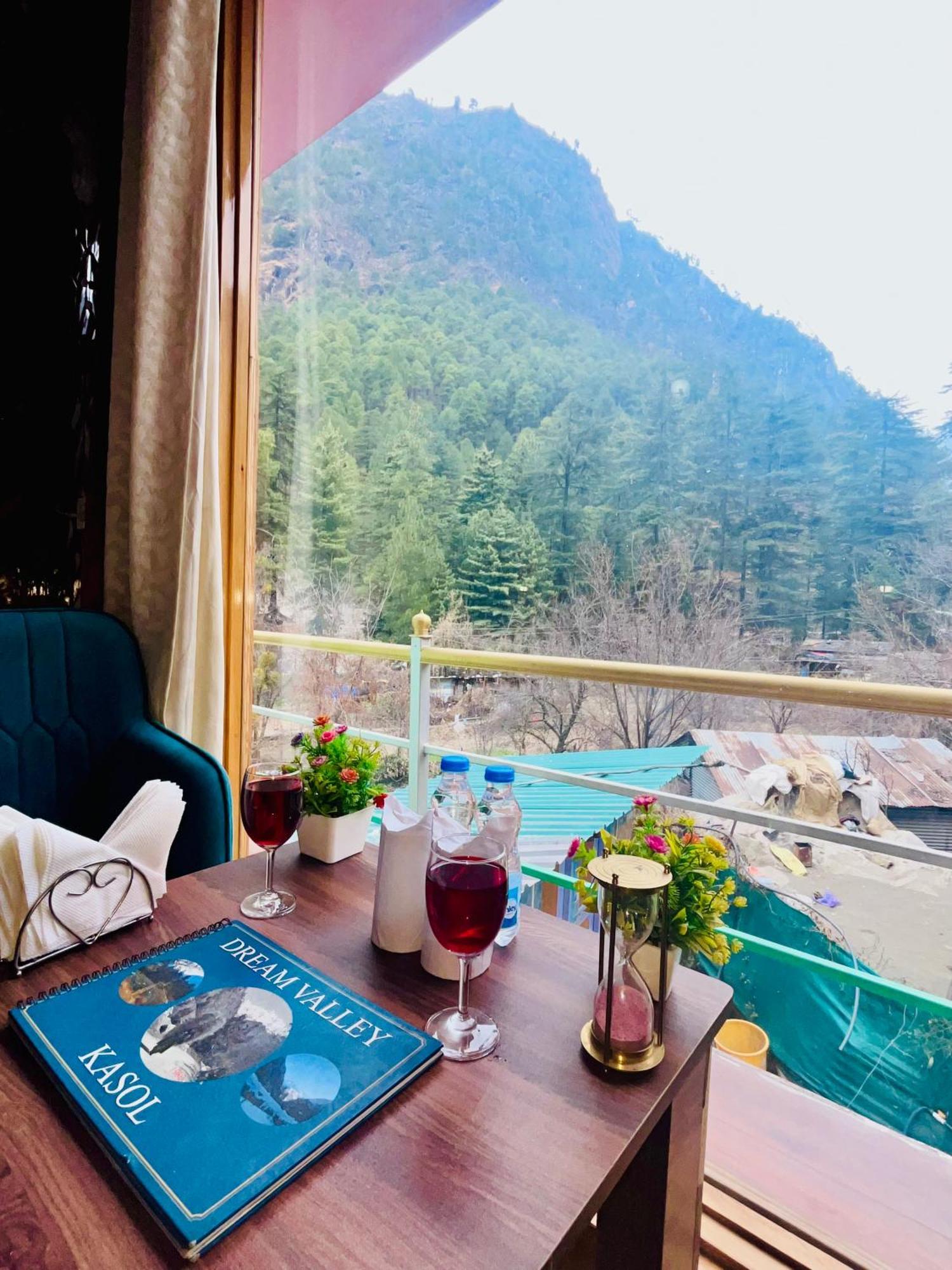 Russian Unit Kasol By Valley ภายนอก รูปภาพ