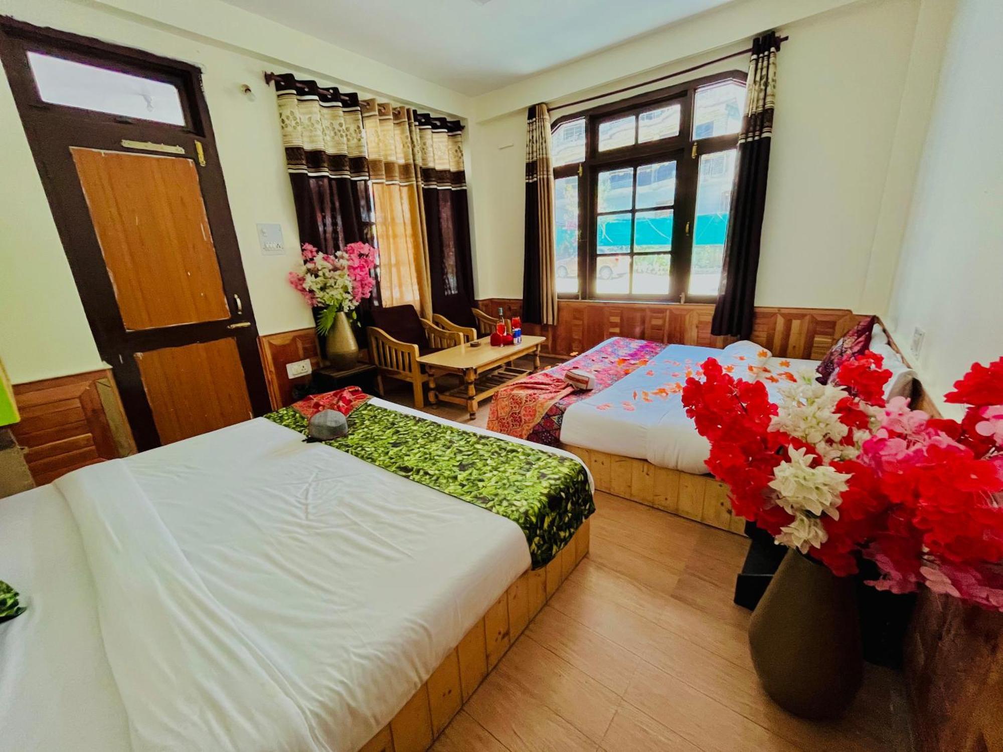 Russian Unit Kasol By Valley ภายนอก รูปภาพ