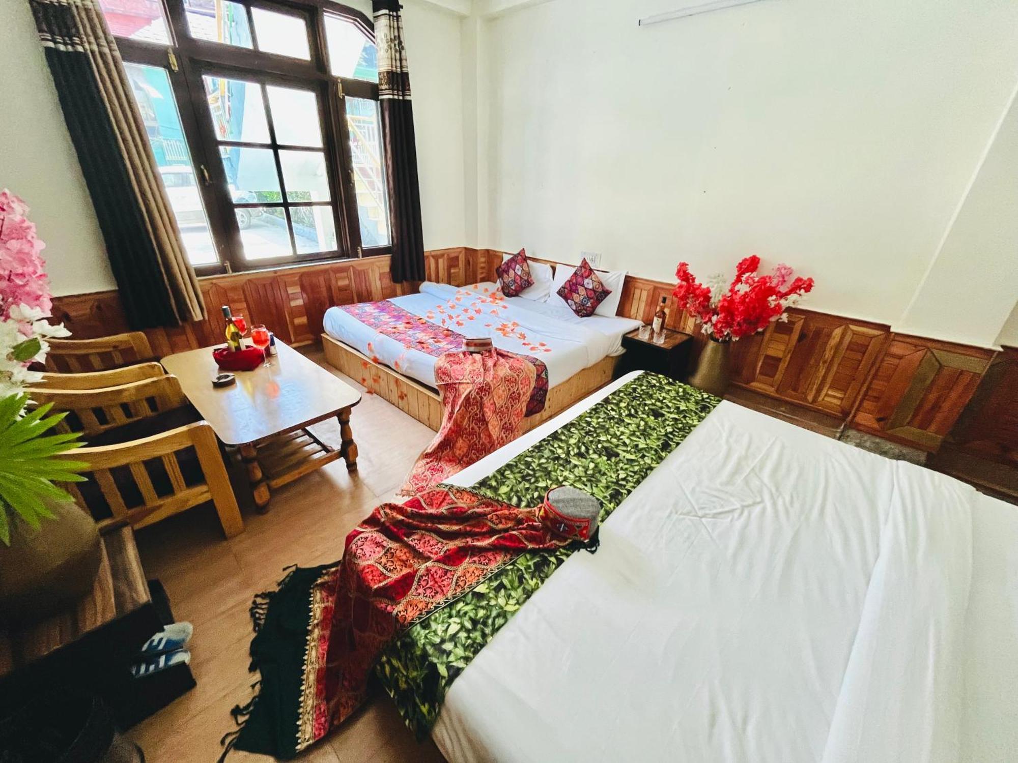 Russian Unit Kasol By Valley ภายนอก รูปภาพ
